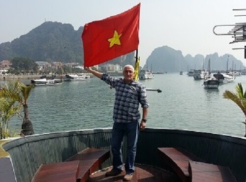 A client reviews their Vietnam Multi Centre